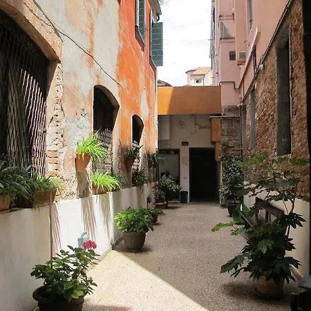 Antica Raffineria Pensionat 3*